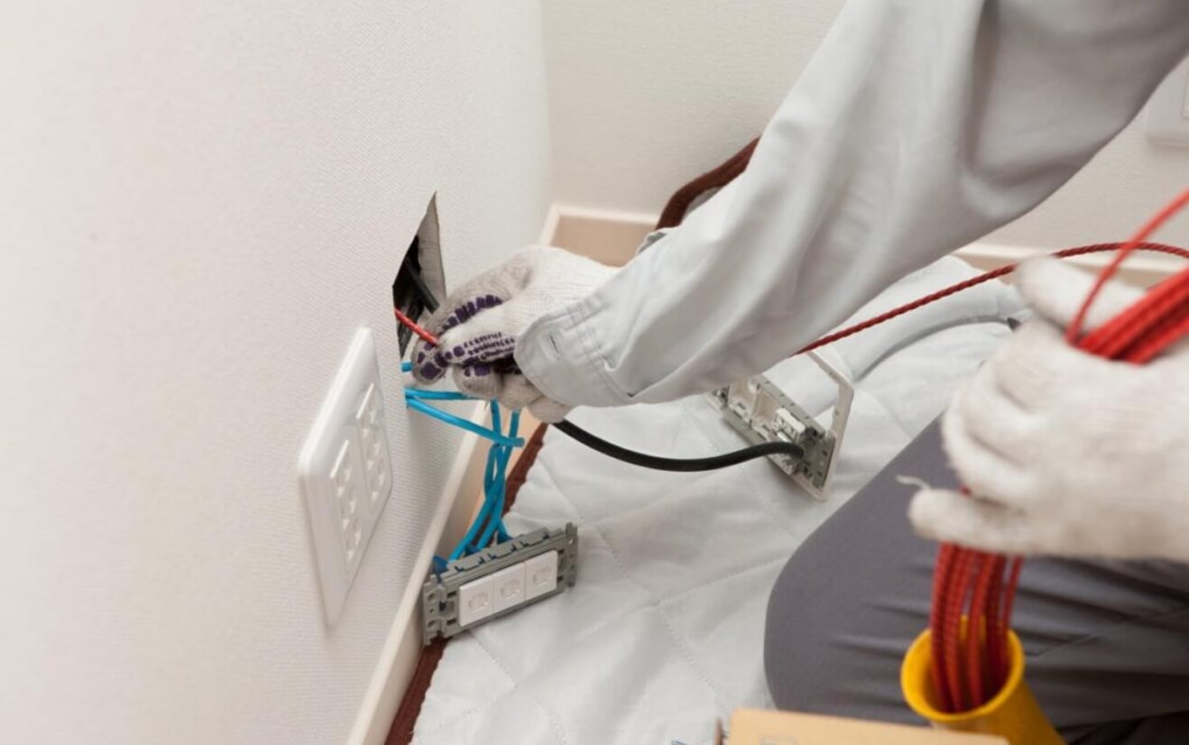 コンセント増設工事